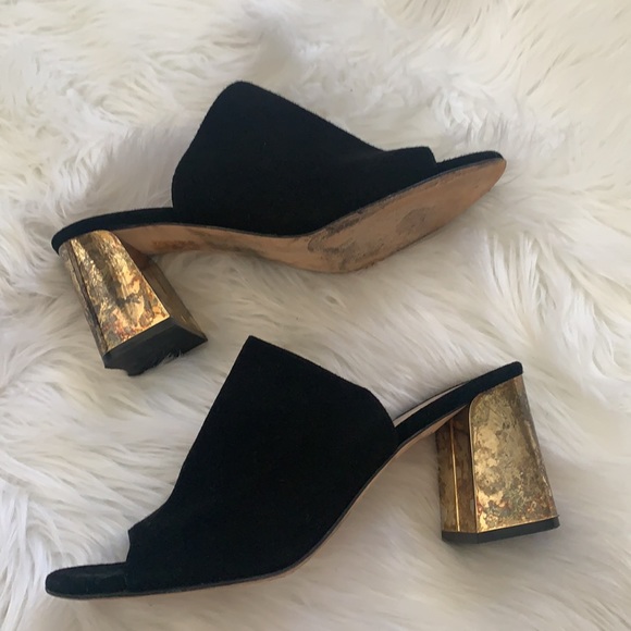 M. Gemi the Noto mule black suede with gold heel - Picture 3 of 8